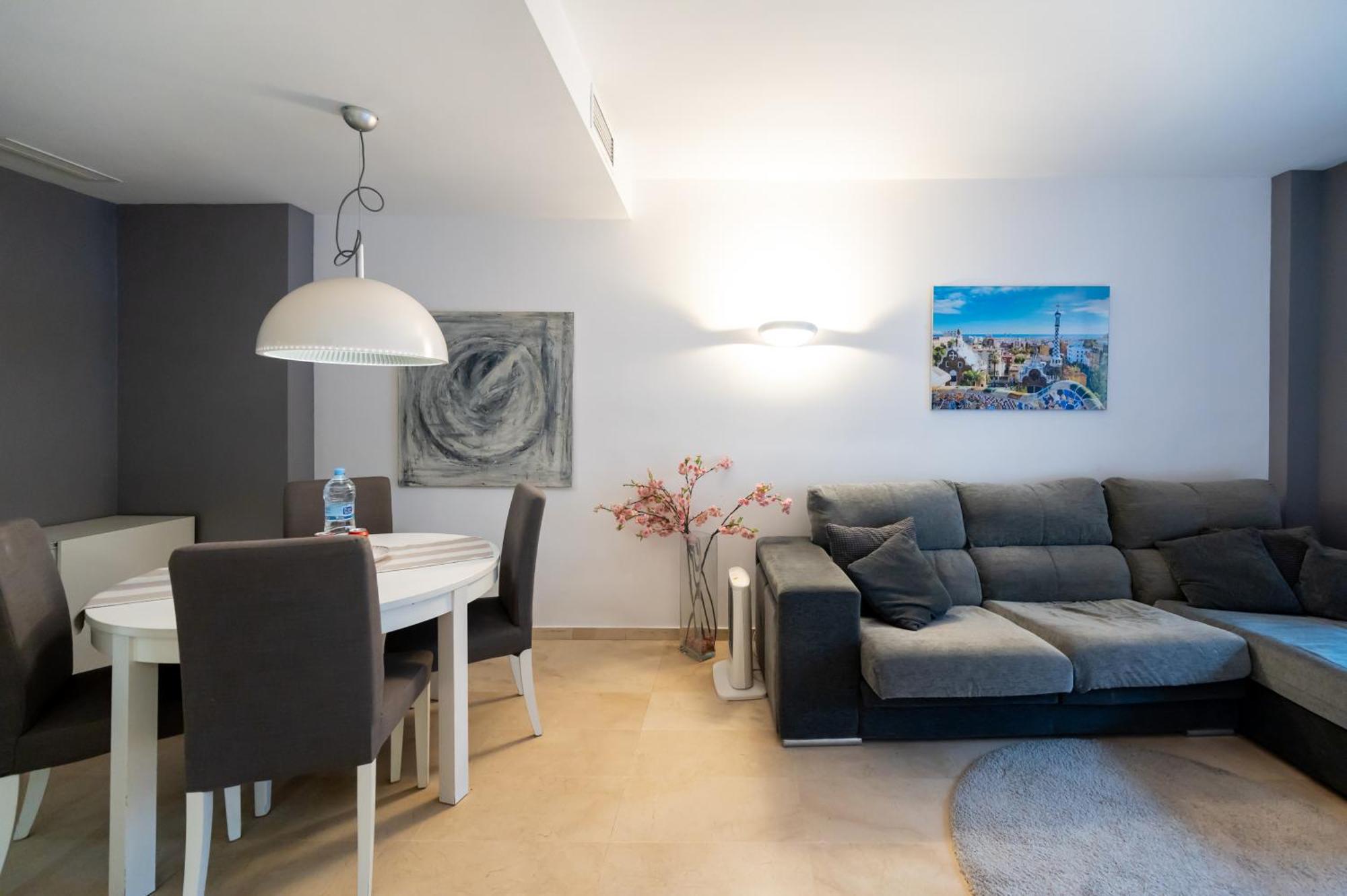 Апартаменты Comfy Downtown + Private Terrace Барселона Экстерьер фото
