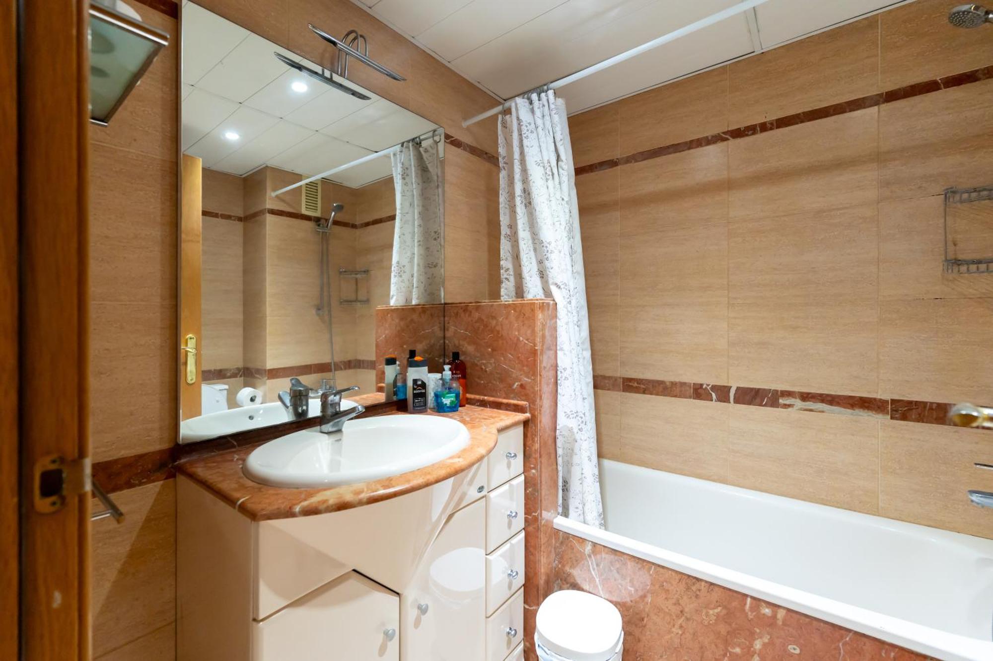 Апартаменты Comfy Downtown + Private Terrace Барселона Экстерьер фото